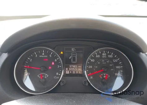 2011 Nissan Rogue S z USA, uszkodzony, nr VIN JN8AS5MT4BW176425